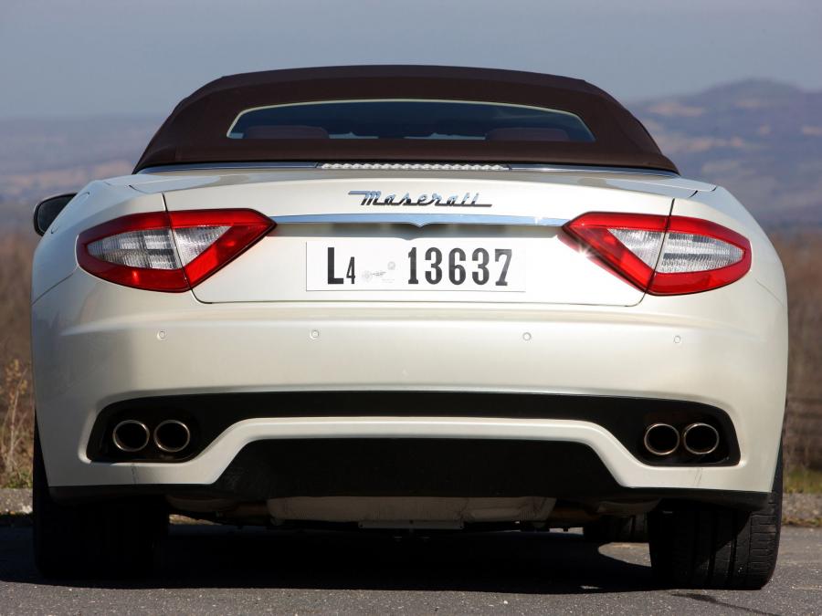  Maserati GranCabrio 2010 года  (фото 100 из 101)